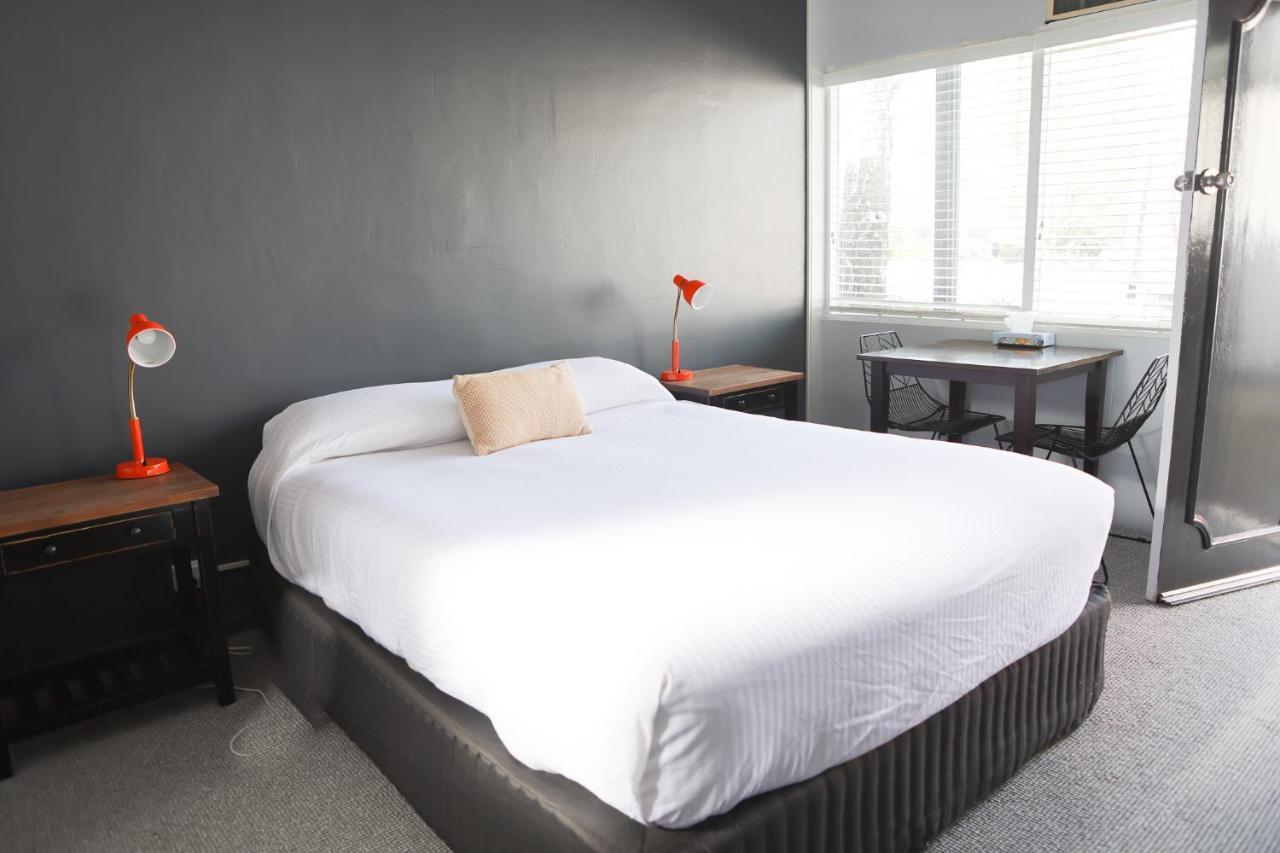 מיטאגונג Motel Melrose מראה חיצוני תמונה